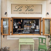 La Vita Bistro und Streetfood (HR - Moćenička  Draga)